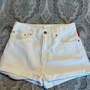 Deminist Kat white rolled short